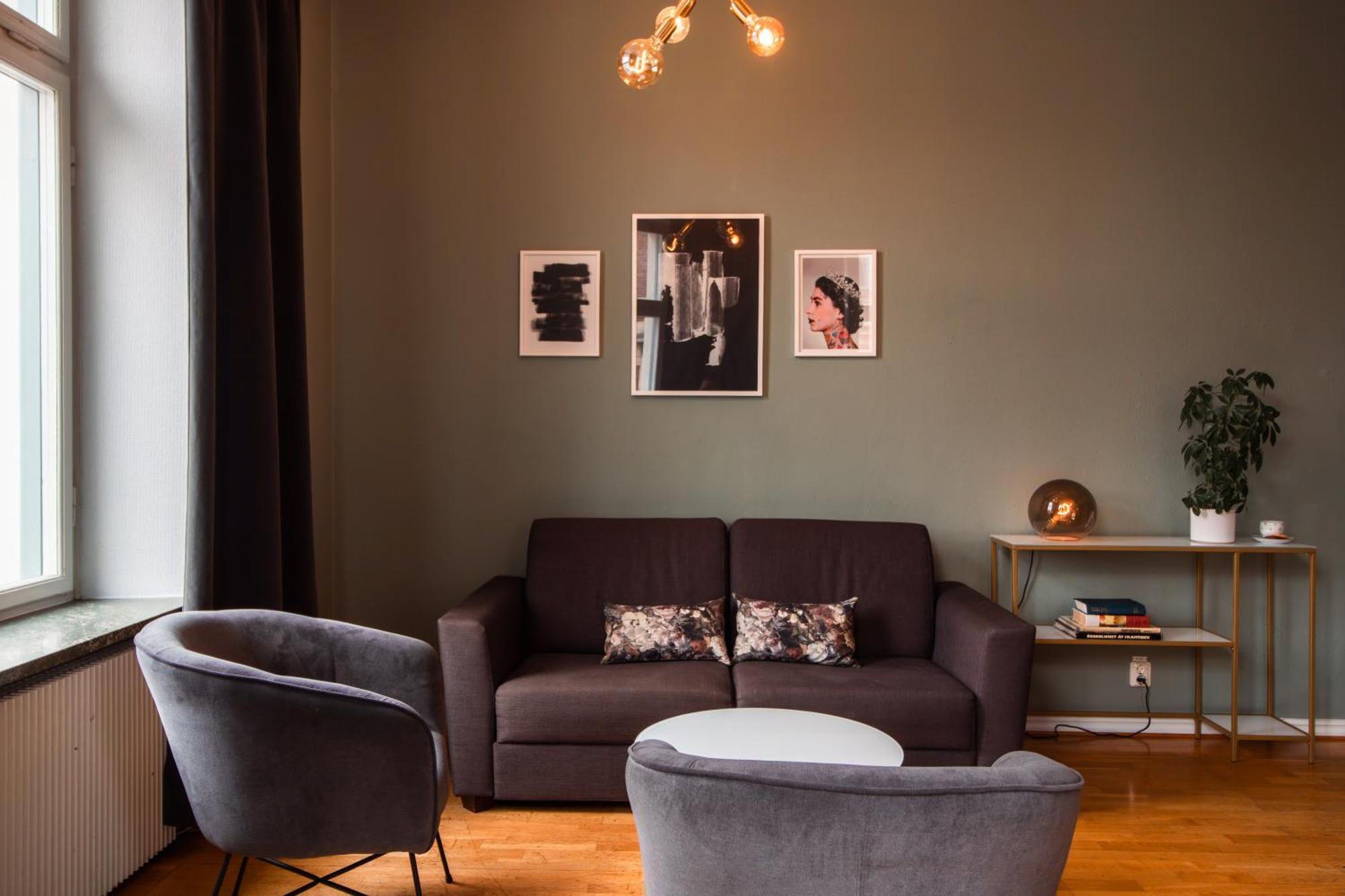 Hotel First Statt 4*